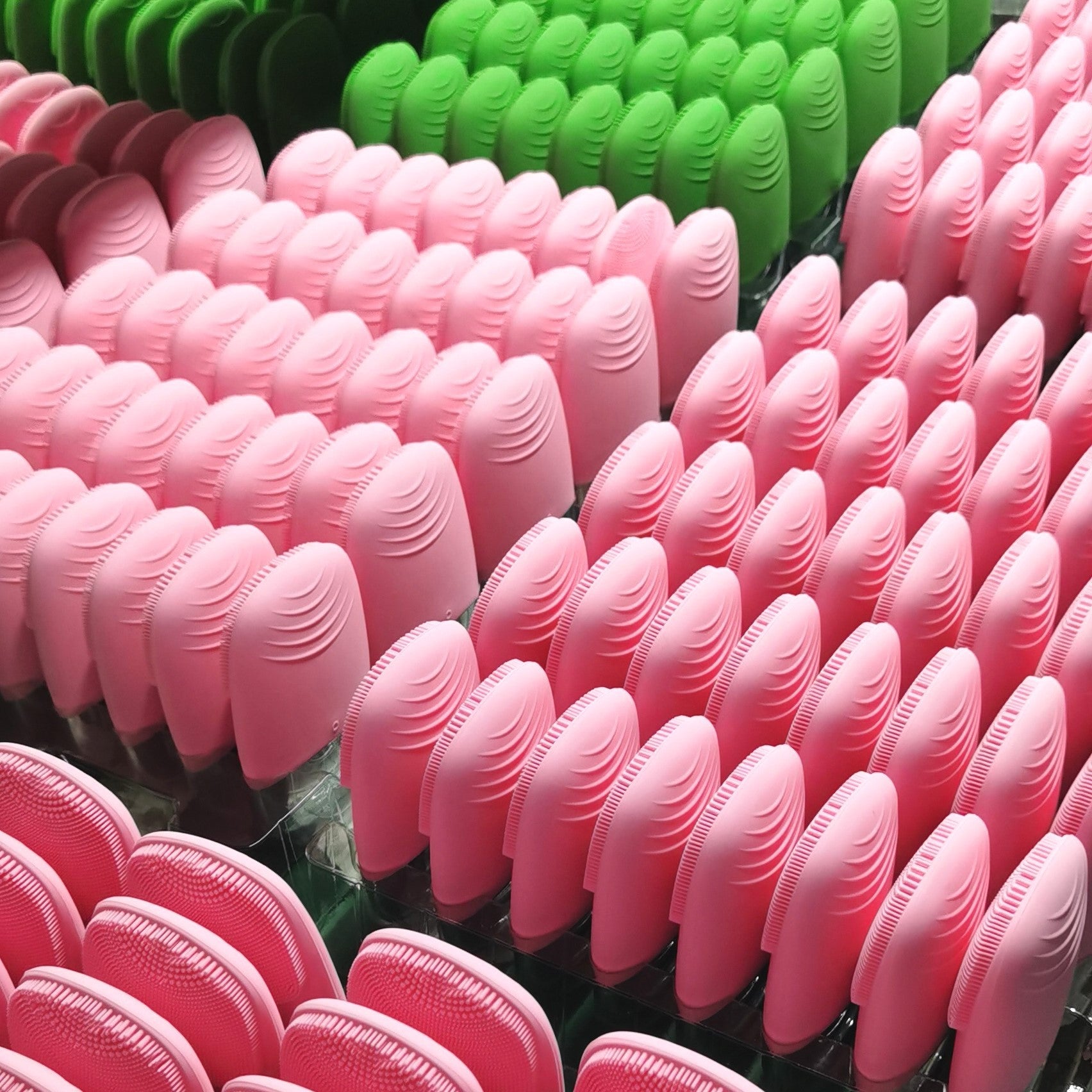 Mini Silicone Electric Face Cleansing Brush Electric Facial Cleanser Facial Cleansing Brush Skin Massager Skin Care Tool